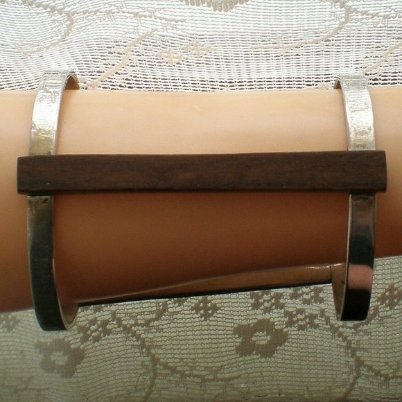 Designer PILAR OLAVERRI Sterling Silver Mahagony Extra Wide Open Cuff Bracelet